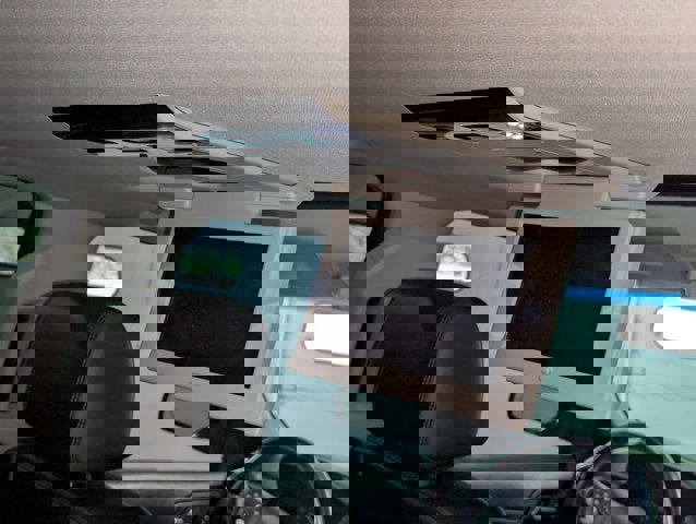 Used 2017 Chevrolet Suburban Premier image 27