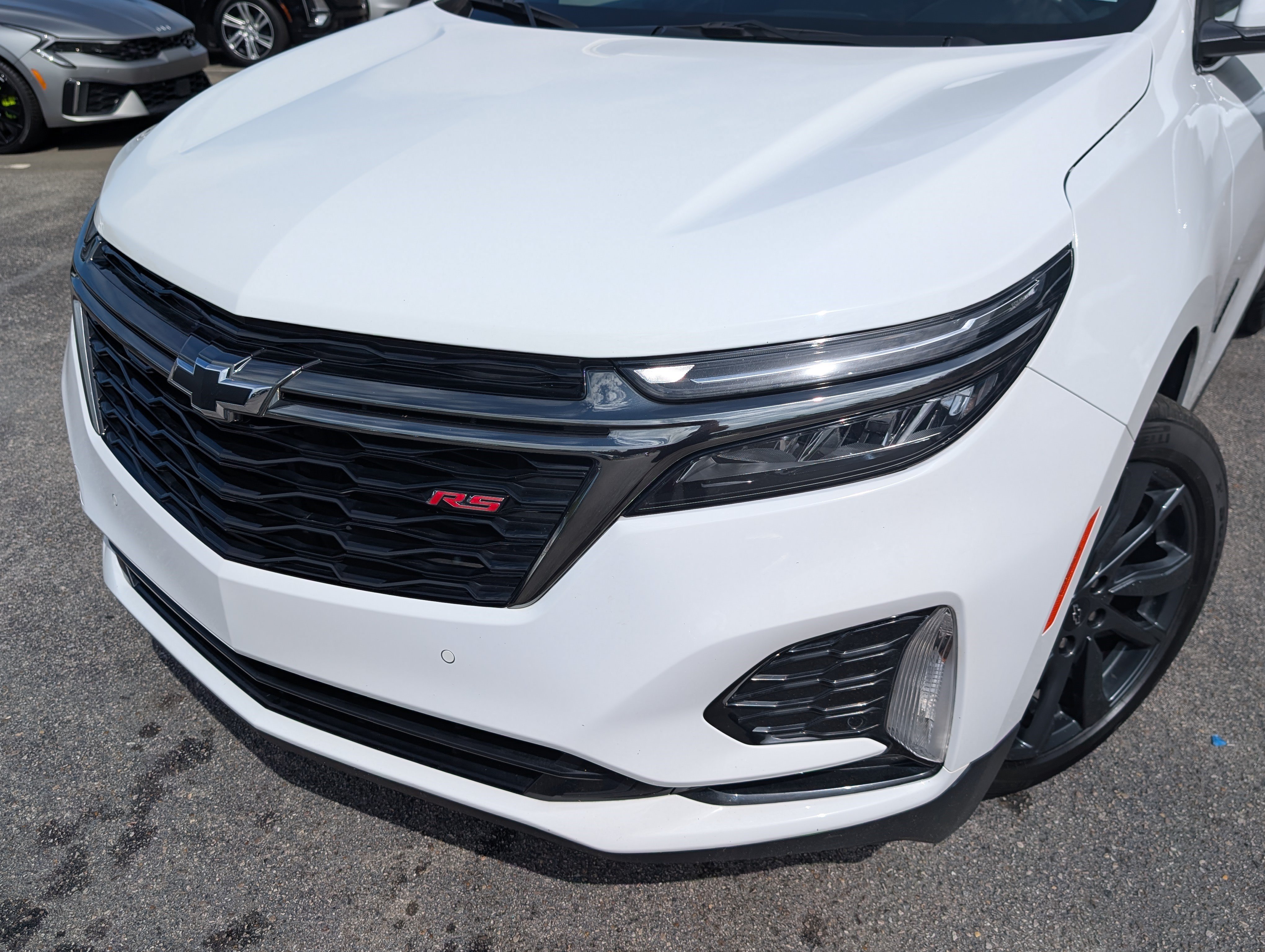 Used 2023 Chevrolet Equinox RS FWD image 13