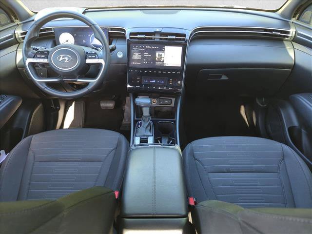 Used 2023 Hyundai Santa Cruz SEL Premium AWD/4WD image 17