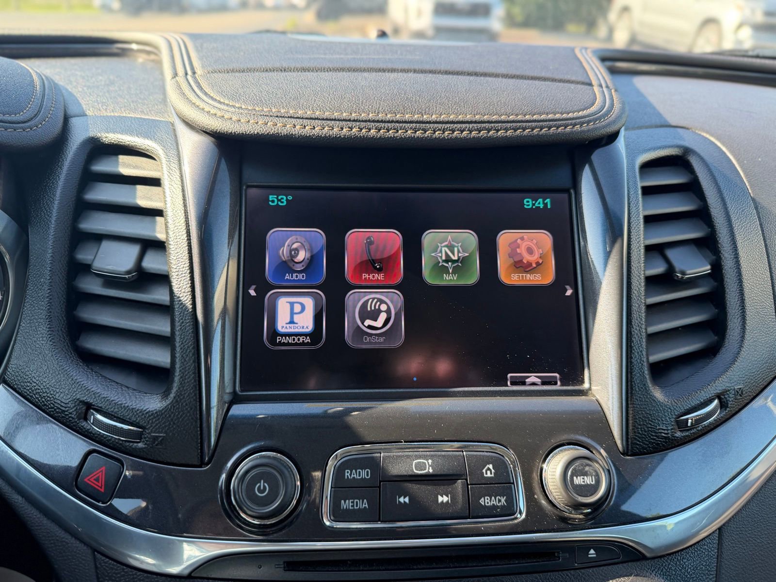 Used 2014 Chevrolet Impala LT w/ Convenience Package image 16