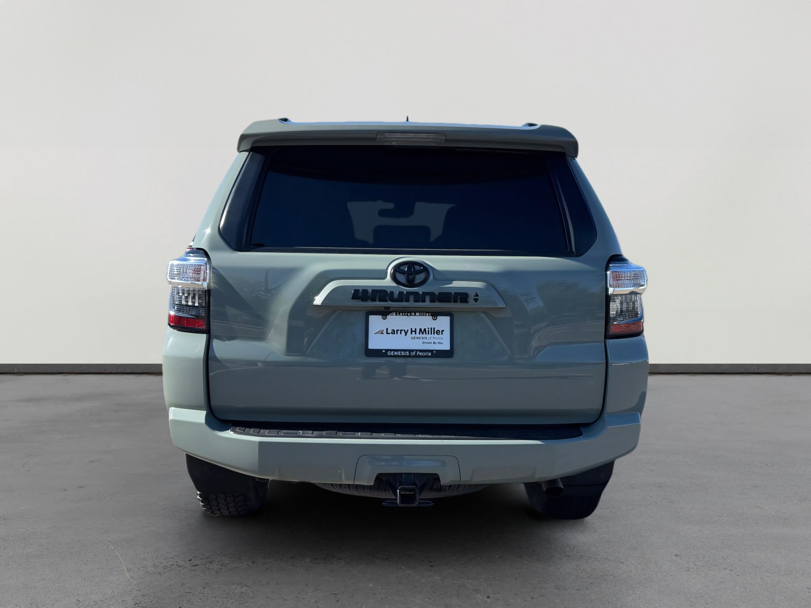 Used 2022 Toyota 4Runner Trail Special Edition AWD/4WD image 4
