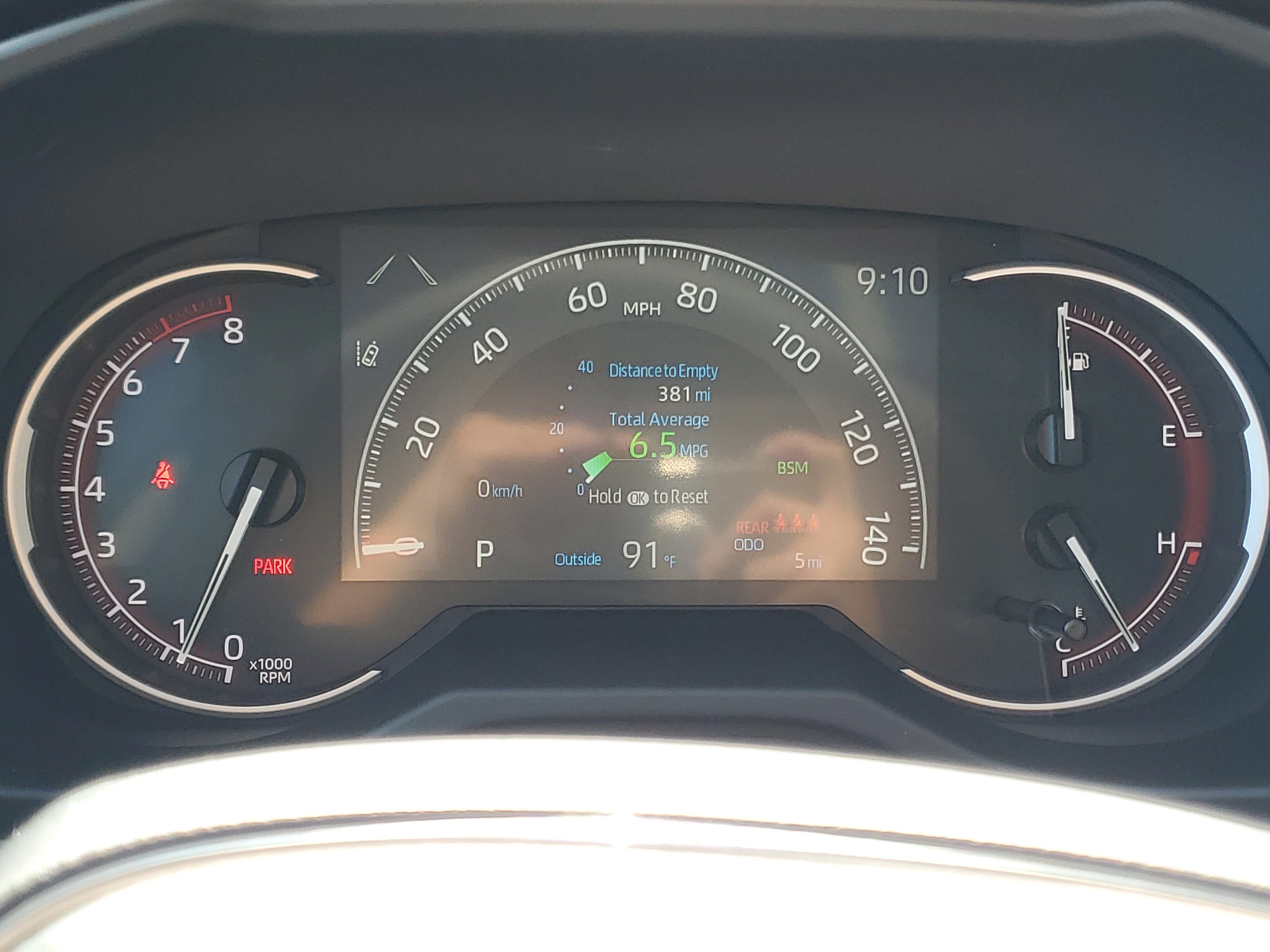 New 2025 Toyota RAV4 XLE image 28
