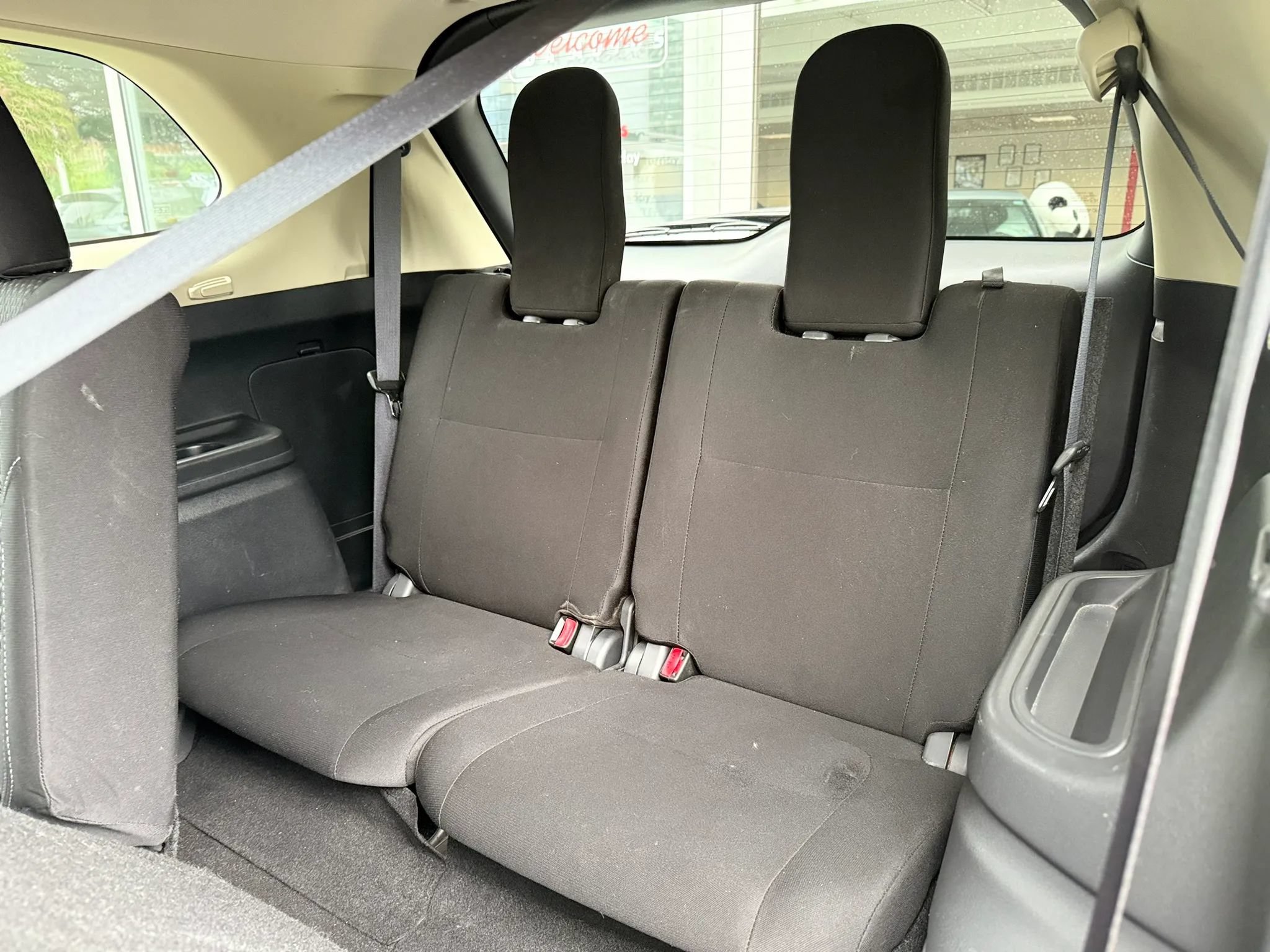 Used 2020 Mitsubishi Outlander ES AWD/4WD image 29