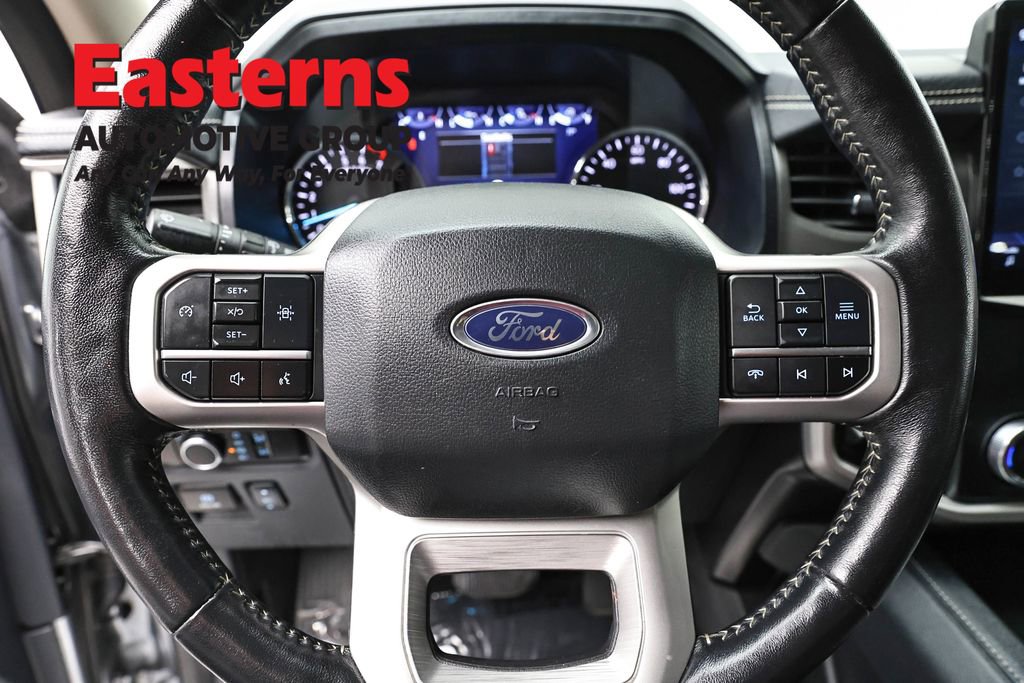 Used 2024 Ford Expedition XLT image 10