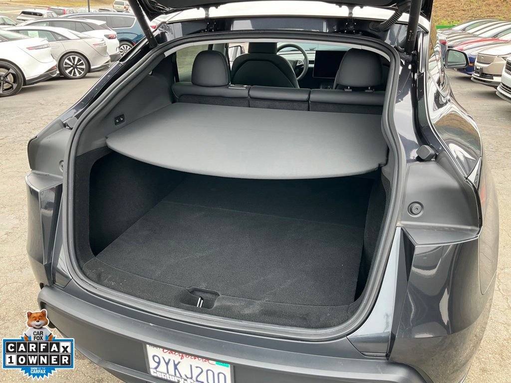 Used 2026 Tesla Model Y AWD image 8