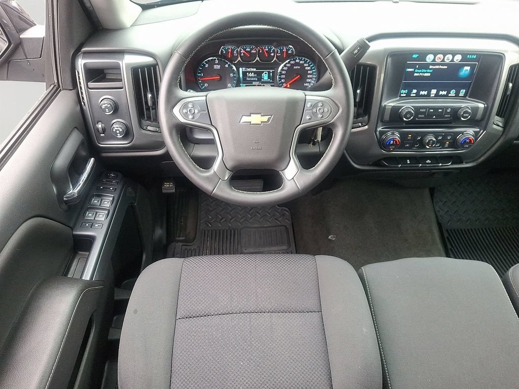 Used 2018 Chevrolet Silverado 1500 LT w/ All Star Edition AWD/4WD image 11