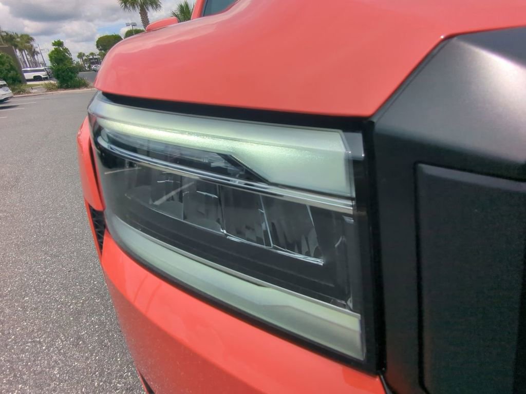 Used 2025 Nissan Frontier Pro-X w/ Pro Convenience Package RWD image 10