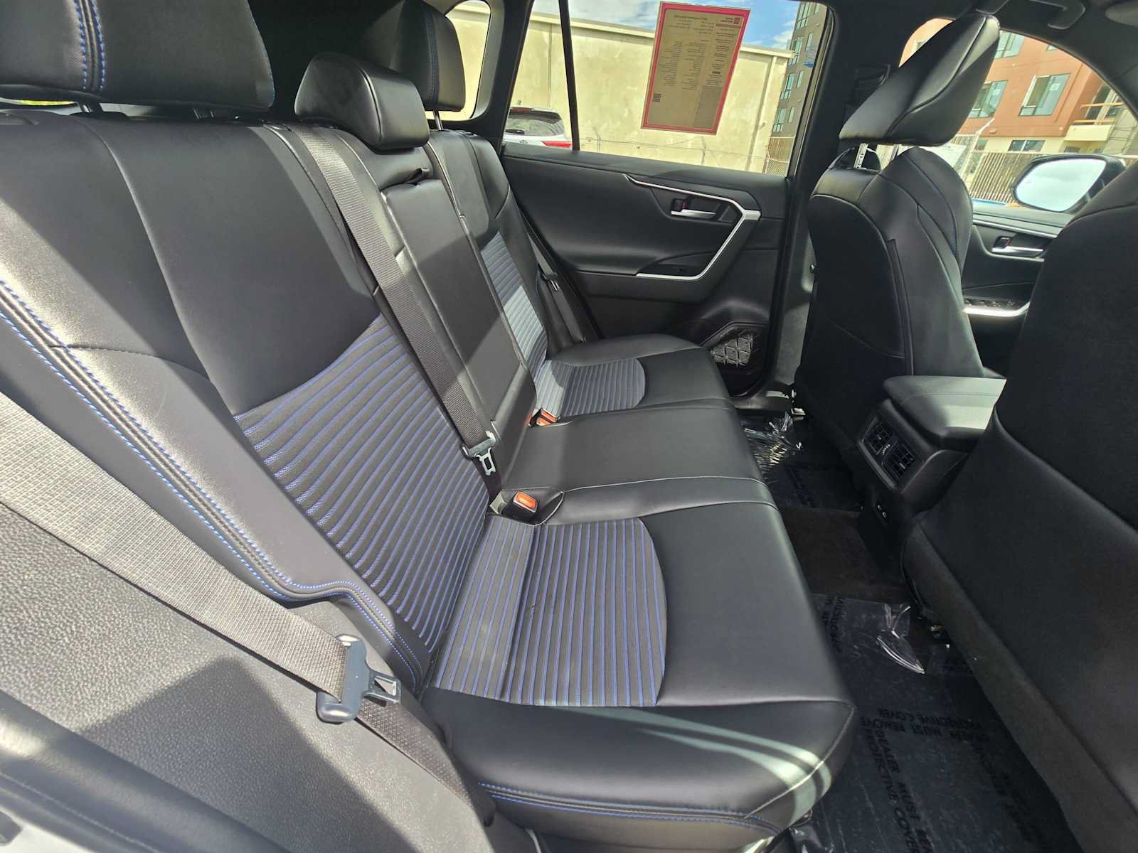 Used 2023 Toyota RAV4 XSE AWD/4WD image 12