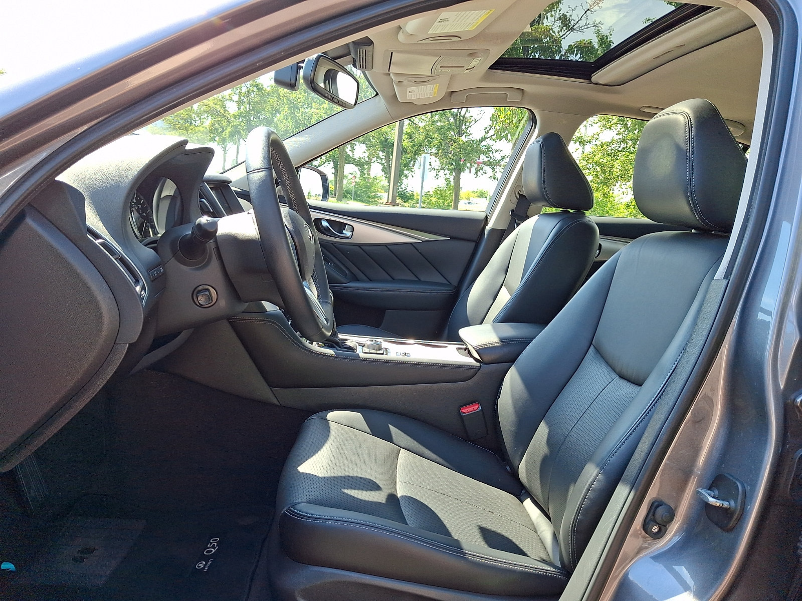Certified 2023 INFINITI Q50 Luxe w/ Cargo Package AWD/4WD image 13