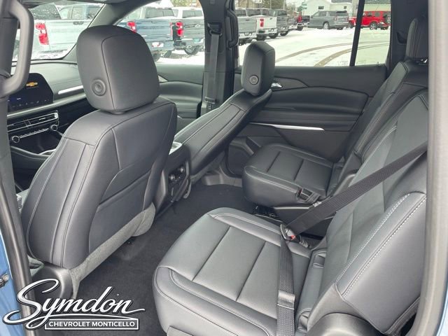 New 2026 Chevrolet Traverse LT w/ Sun and Wheel Package image 17
