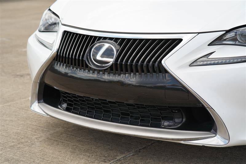 Used 2017 Lexus RC 200t w/ Accessory Package 2 RWD image 31