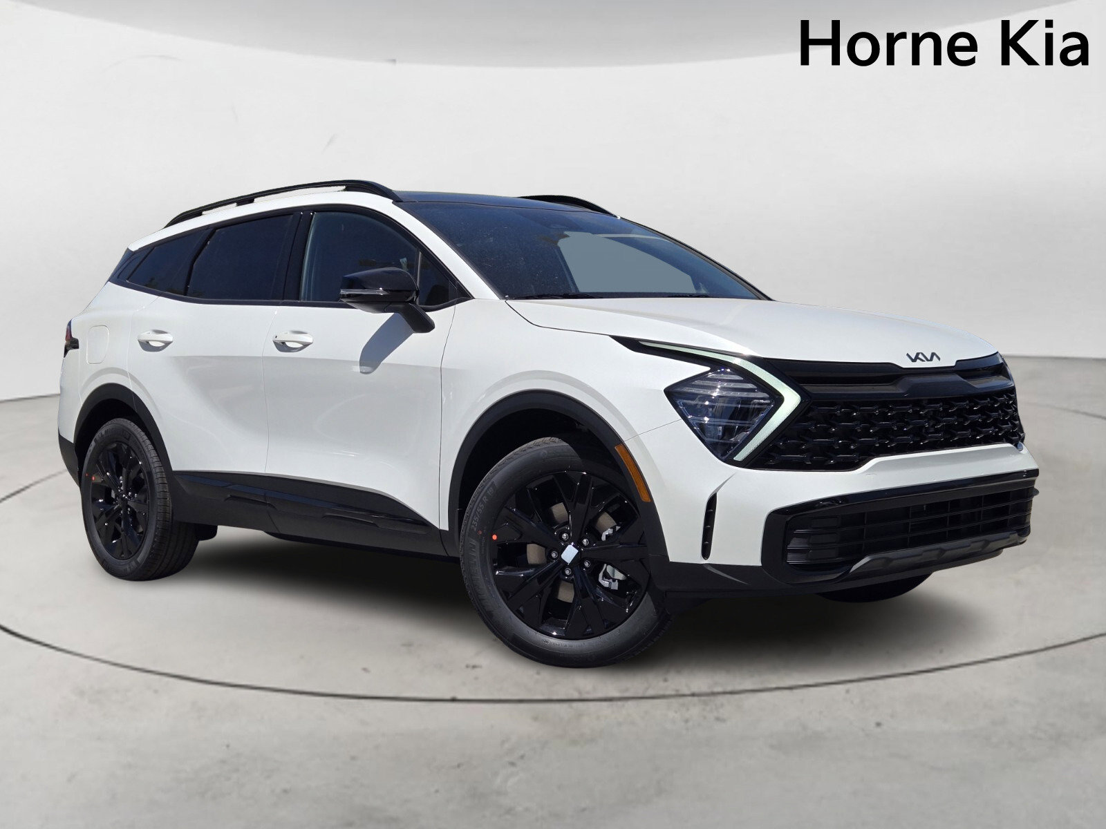 New 2025 Kia Sportage X-Line image 2