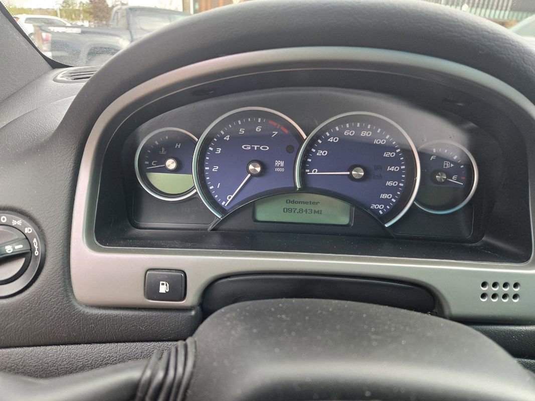 Used 2005 Pontiac GTO image 16