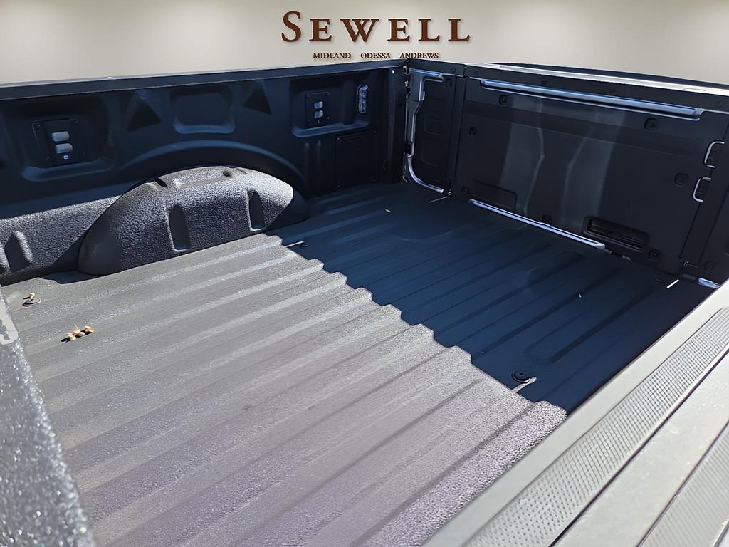 New 2025 Ford F150 Platinum w/ FX4 Off-Road Package image 8