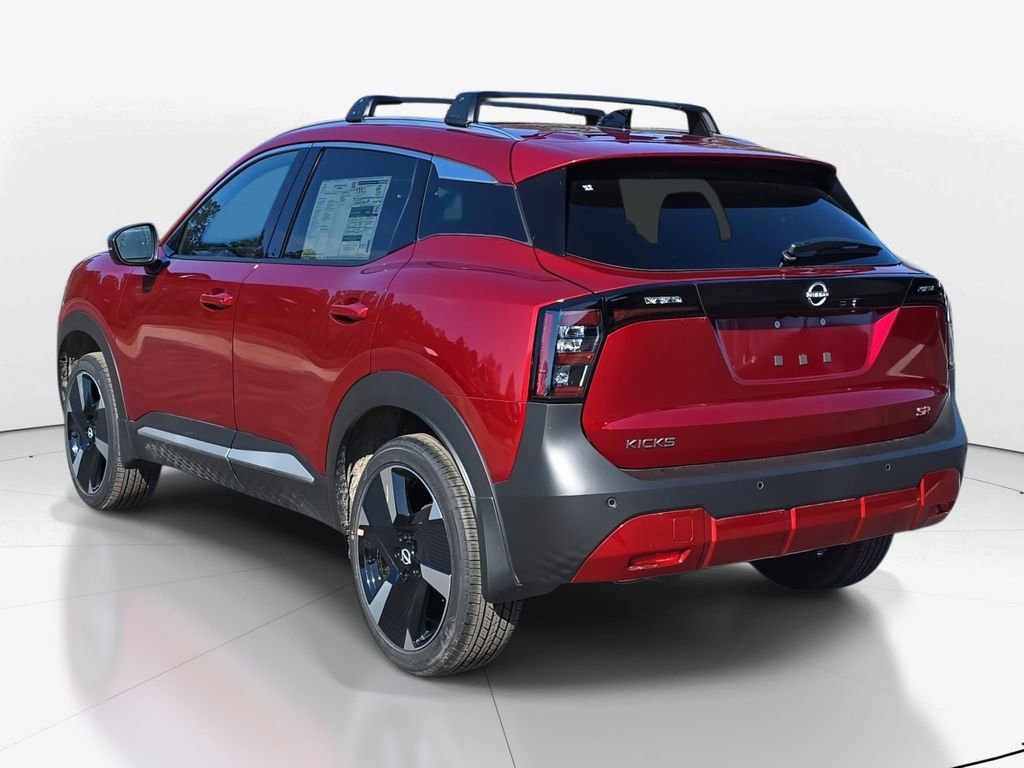 New 2026 Nissan Kicks SR w/ SR Premium Package FWD image 7