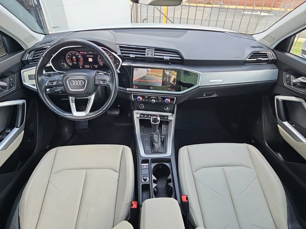Used 2023 Audi Q3 2.0T Premium Plus w/ Premium Plus Package AWD/4WD image 9