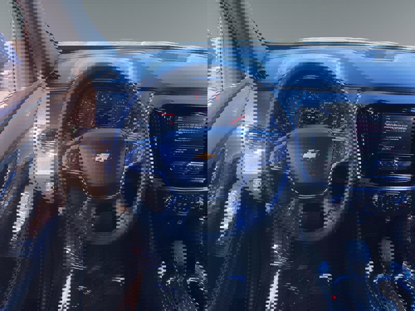 Used 2023 Chevrolet Traverse LT w/ LPO, Cargo Package image 12