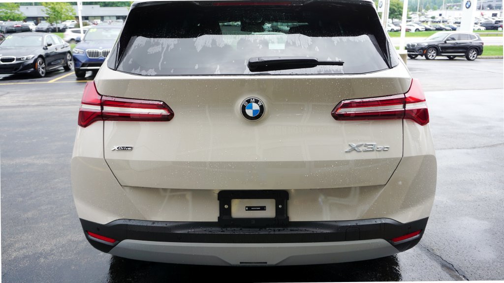 Used 2026 BMW X3 xDrive30i w/ Convenience Package AWD/4WD image 4