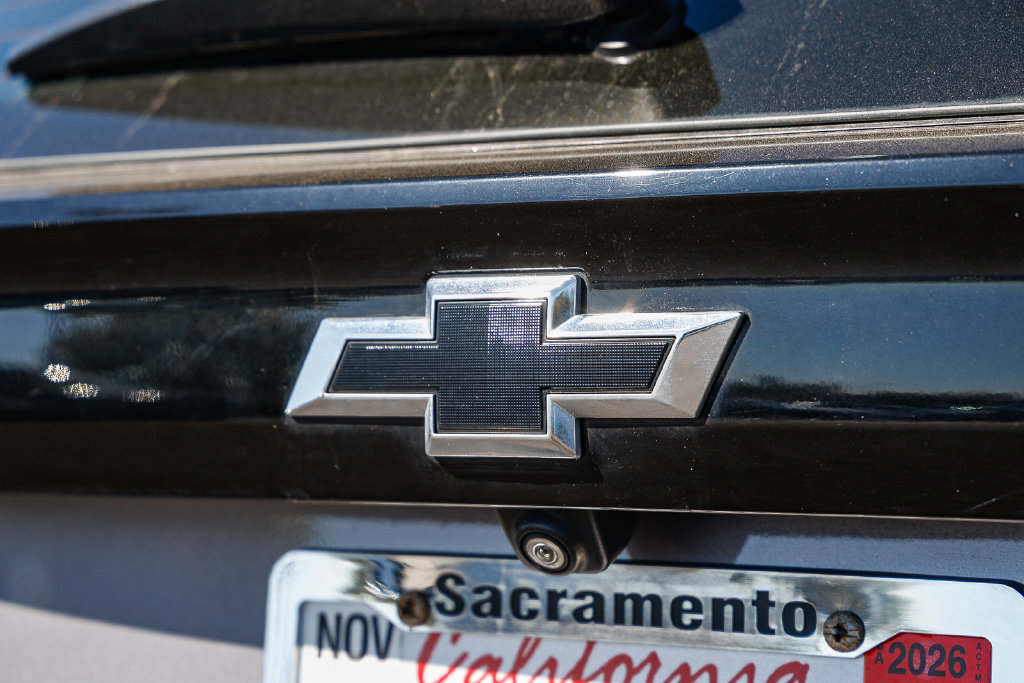 Used 2022 Chevrolet Bolt EUV Premier w/ Sun & Sound Package FWD image 15