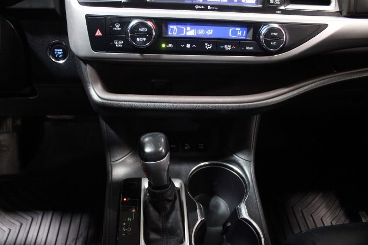 Used 2015 Toyota Highlander XLE image 35