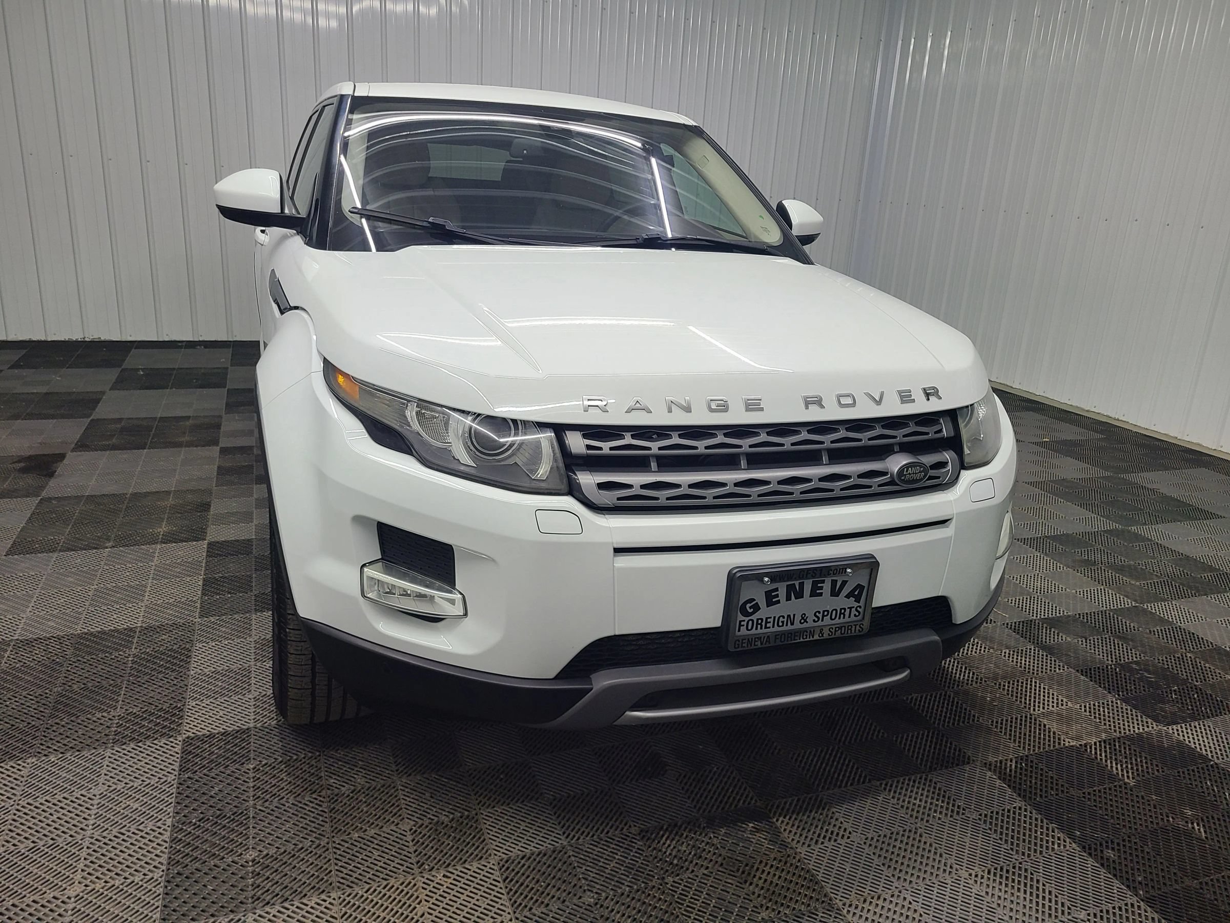 Used 2015 Land Rover Range Rover Evoque Pure Plus AWD/4WD image 5