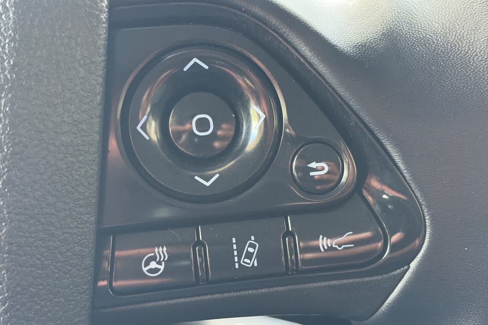 Used 2021 Toyota Prius Prime Limited FWD image 27