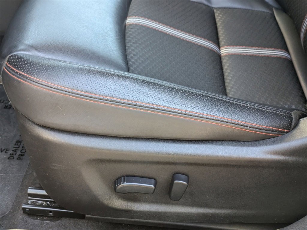 Used 2025 Nissan Altima 2.5 SR image 15