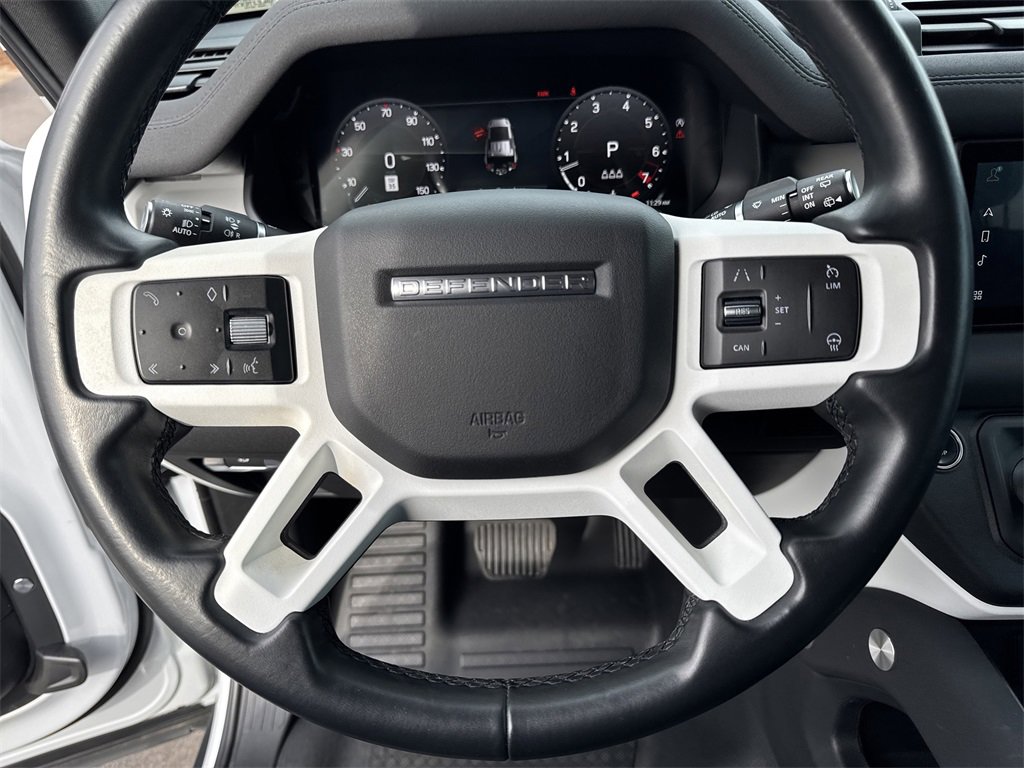 Used 2023 Land Rover Defender 110 S image 11