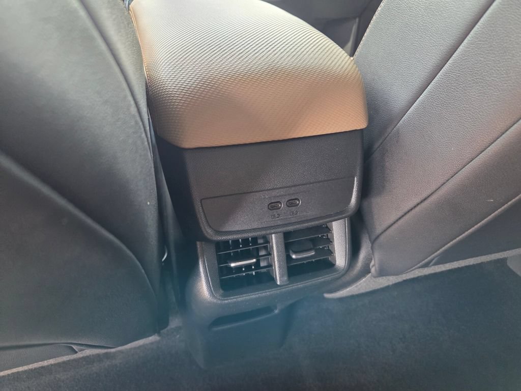 Used 2025 Chevrolet Equinox ACTIV FWD image 7