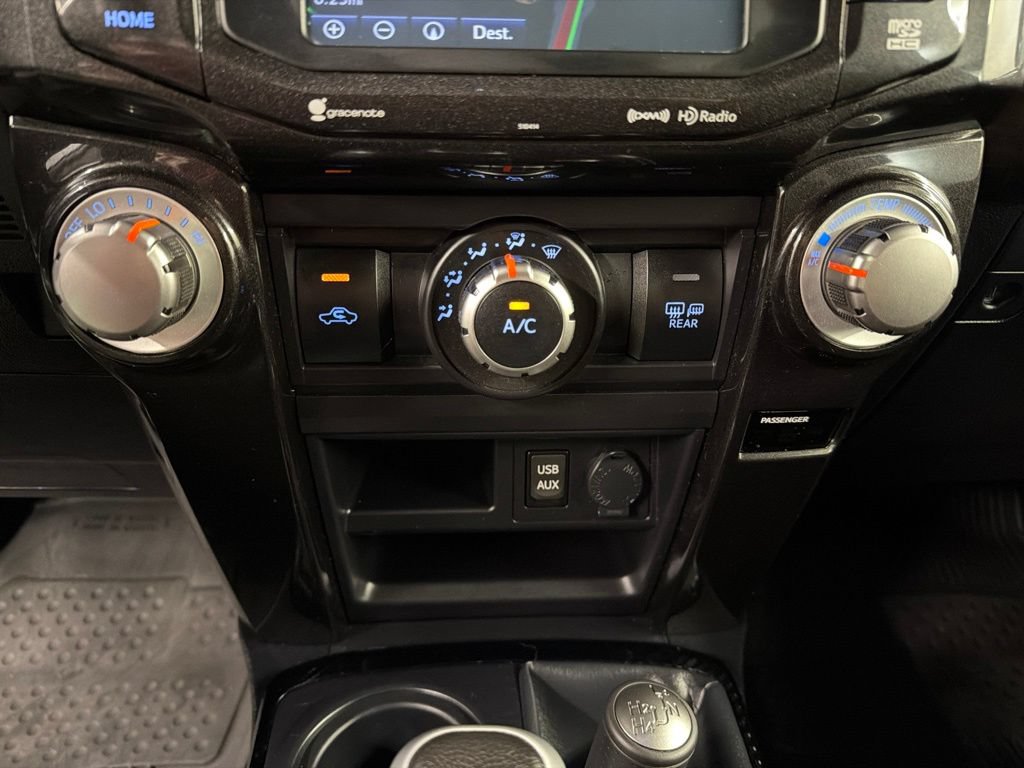 Used 2019 Toyota 4Runner TRD Off-Road Premium AWD/4WD image 15
