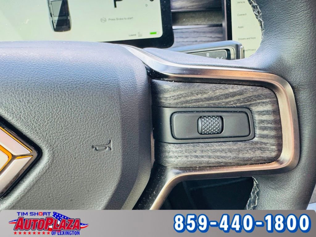 Used 2022 Rivian R1S Launch Edition image 28