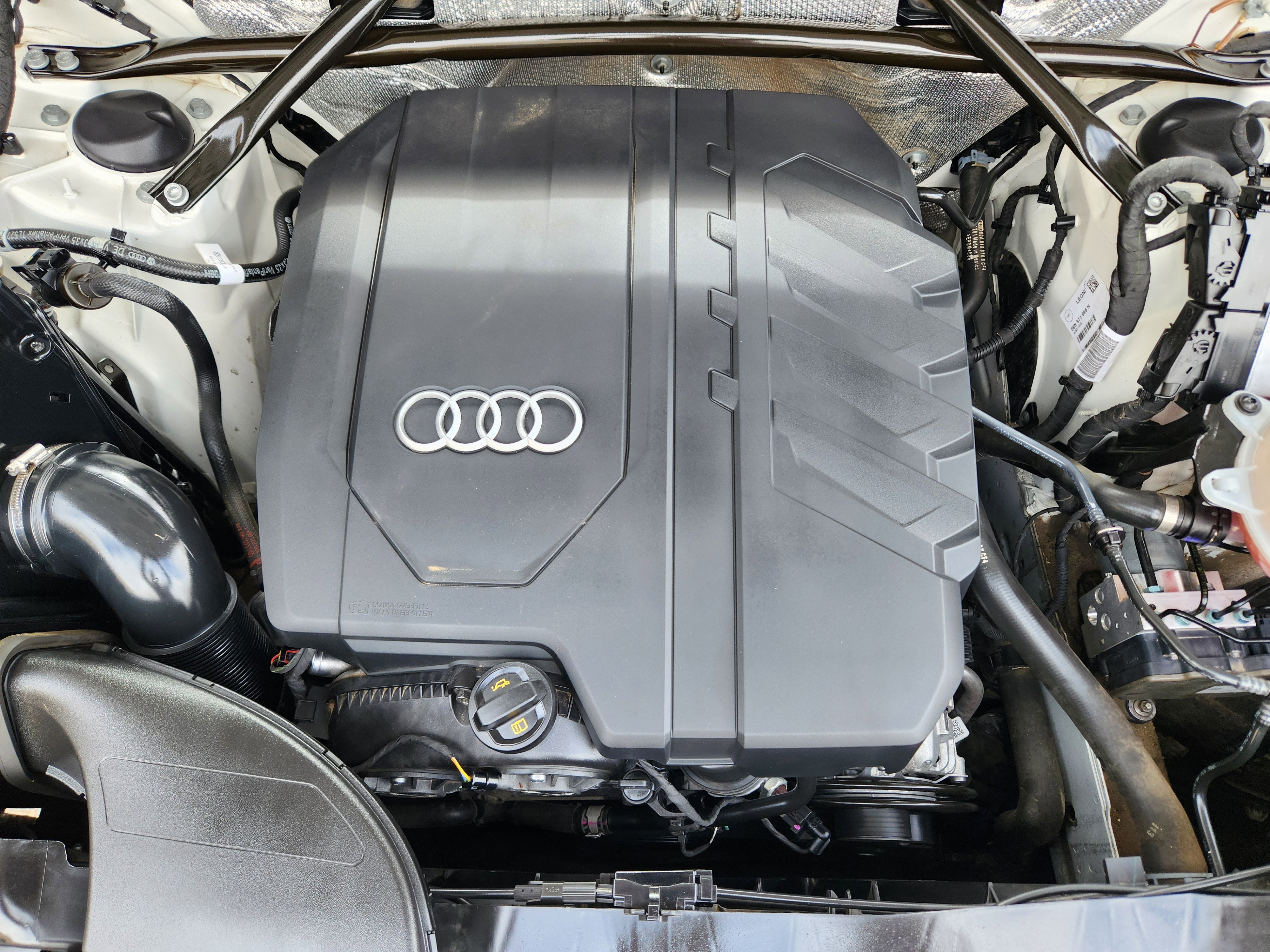 Used 2021 Audi Q5 Prestige w/ Prestige Package image 21