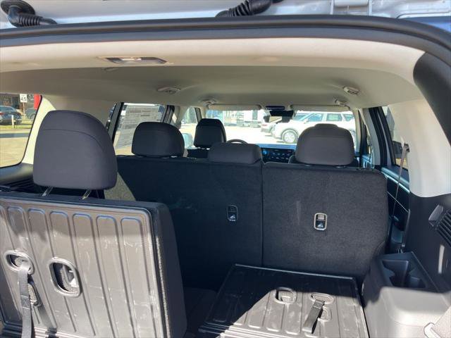 New 2026 Hyundai Santa Fe SE image 25