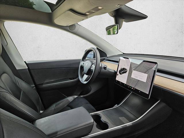 Used 2021 Tesla Model Y Long Range AWD/4WD image 11