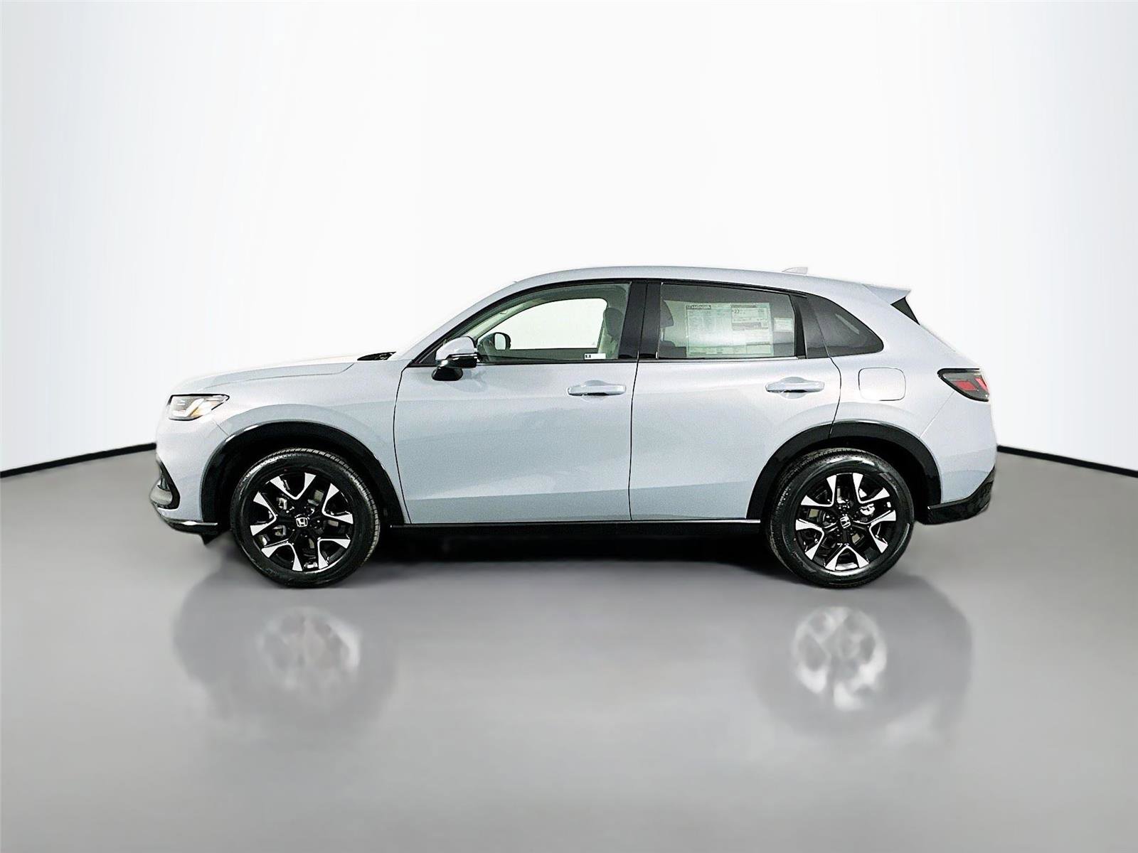 New 2026 Honda HR-V EX-L image 4