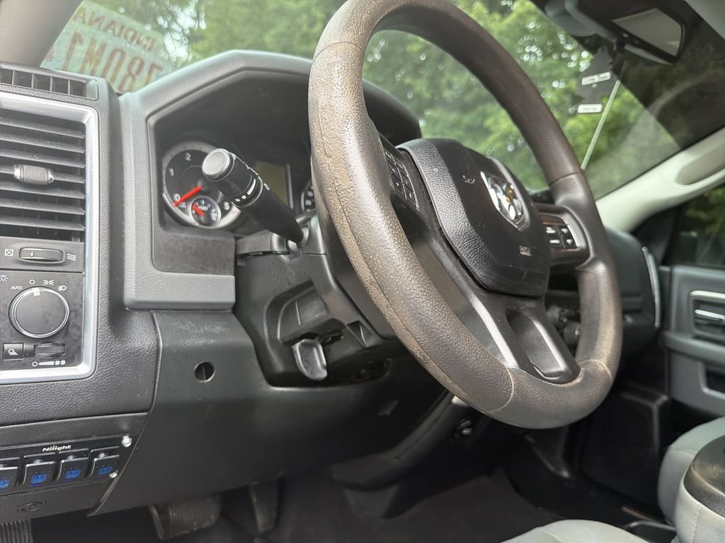 Used 2018 RAM 2500 SLT AWD/4WD image 10