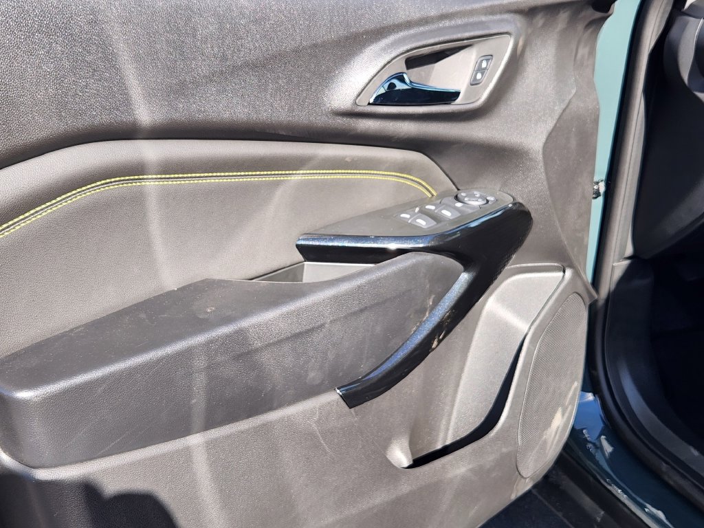 New 2026 Chevrolet Trax LT w/ Driver Confidence Package FWD image 13