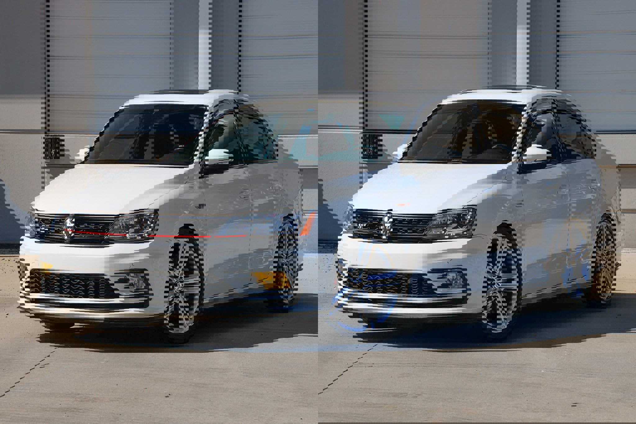 Used 2016 Volkswagen Jetta GLI SEL image 1