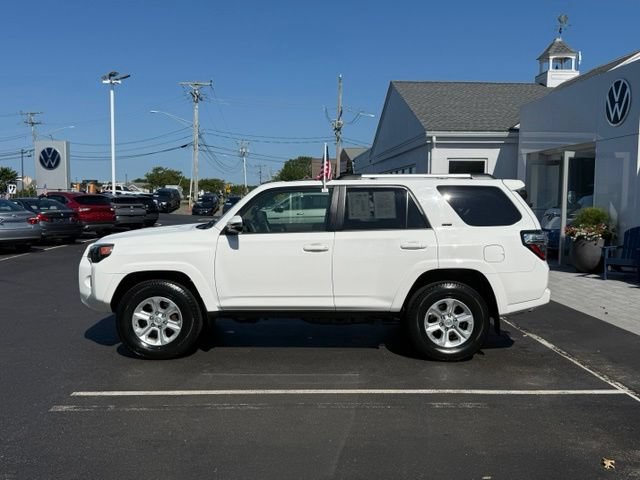 Used 2020 Toyota 4Runner SR5 Premium w/ Moonroof Package AWD/4WD image 4