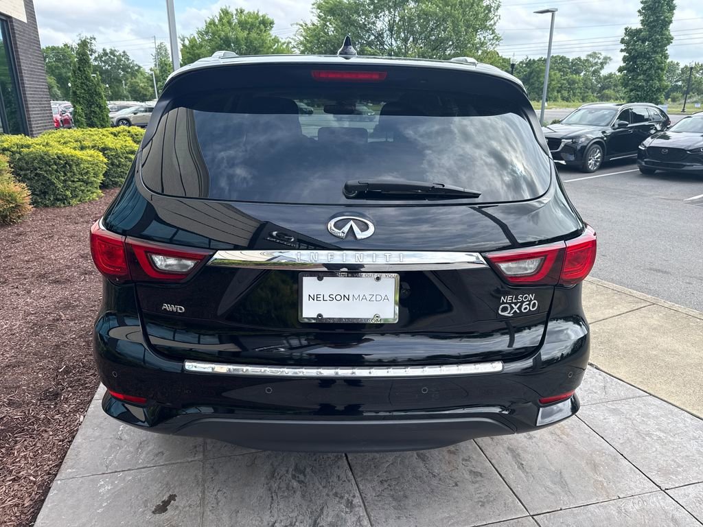 Used 2019 INFINITI QX60 Luxe w/ Essential Package AWD/4WD image 4