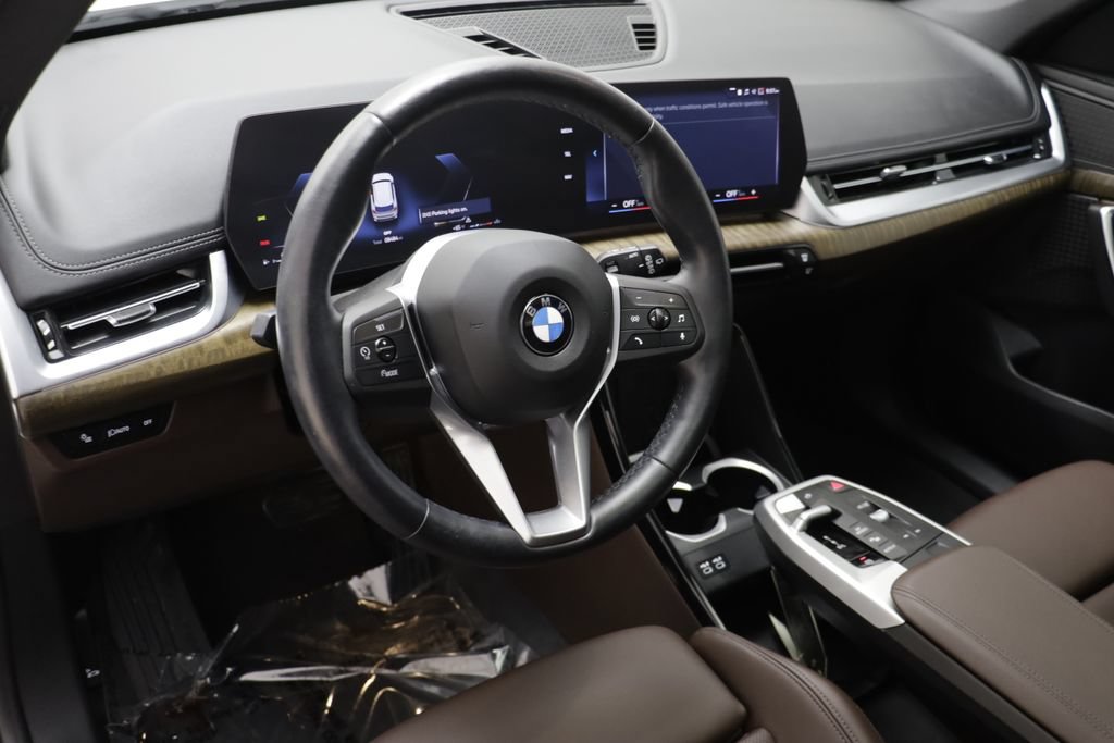 Certified 2023 BMW X1 xDrive28i w/ Convenience Package AWD/4WD image 6