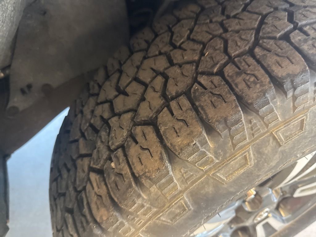 Used 2016 Toyota Tacoma TRD Sport w/ Towing Package image 49