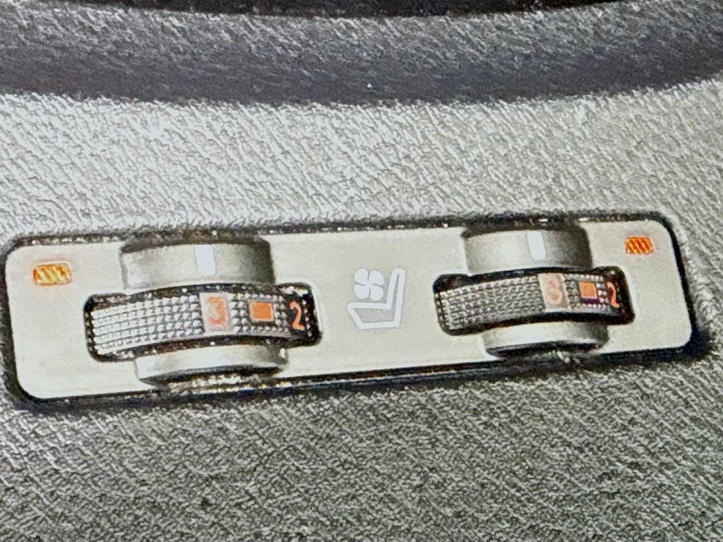 Used 2010 Lexus ES 350 image 20