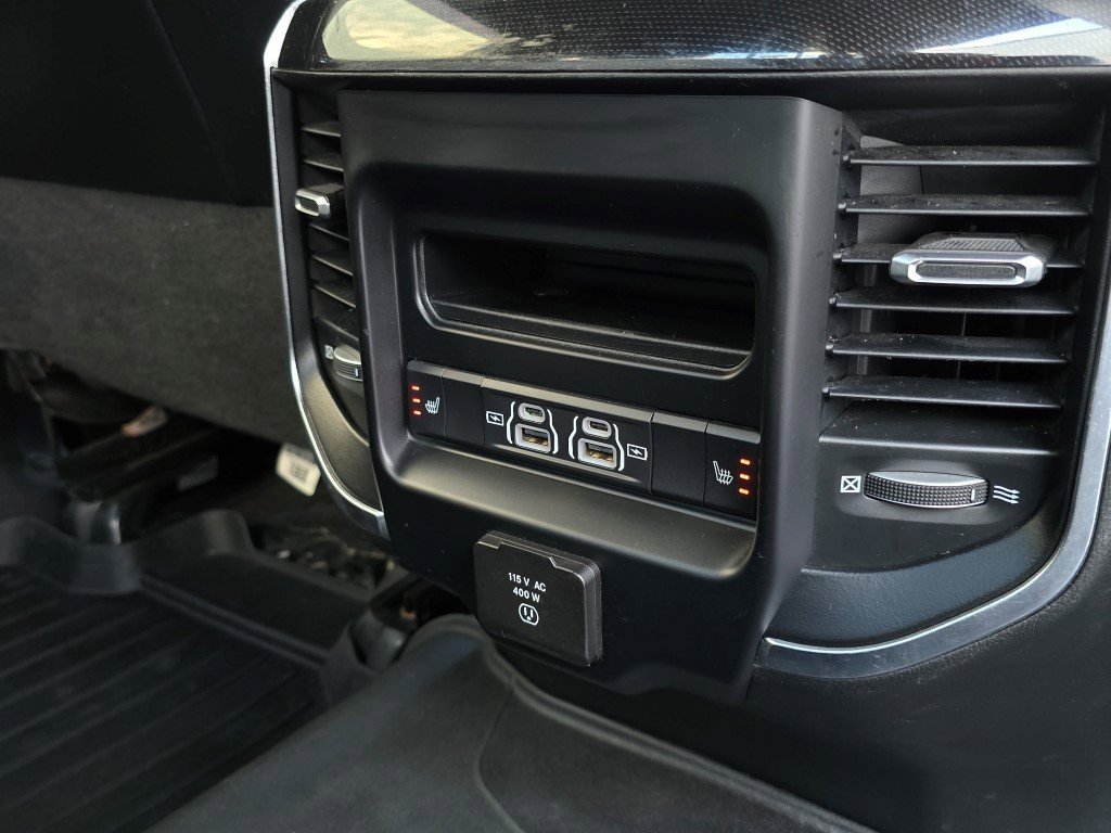 Certified 2022 RAM 2500 Laramie image 21