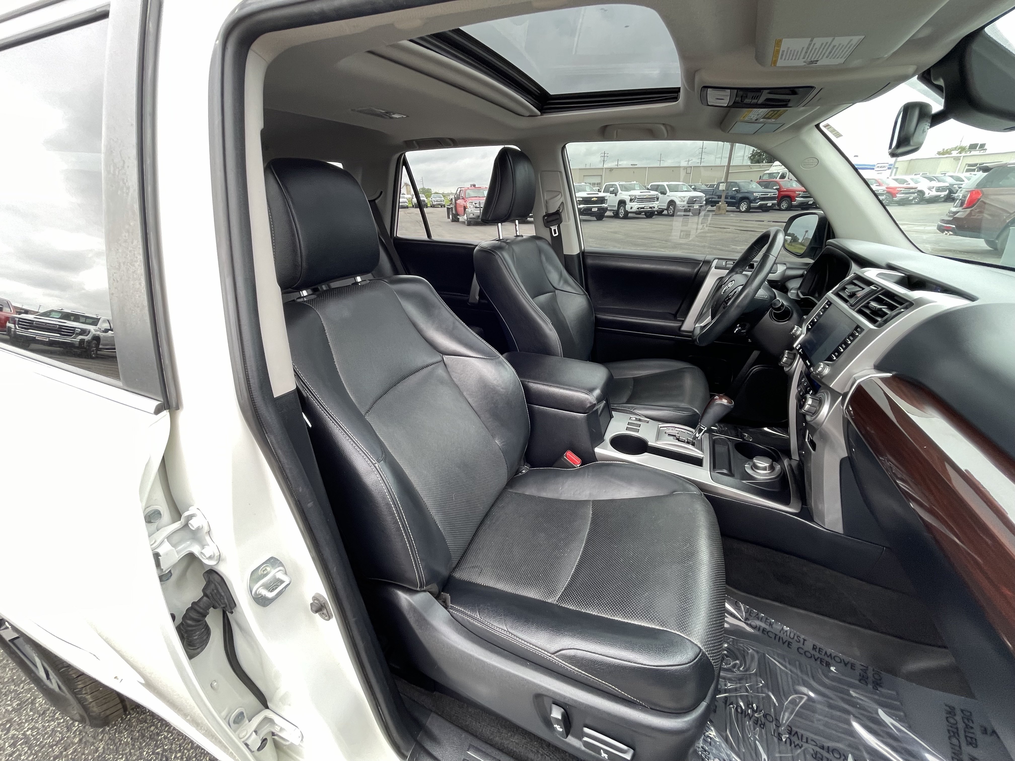Used 2020 Toyota 4Runner Limited AWD/4WD image 14