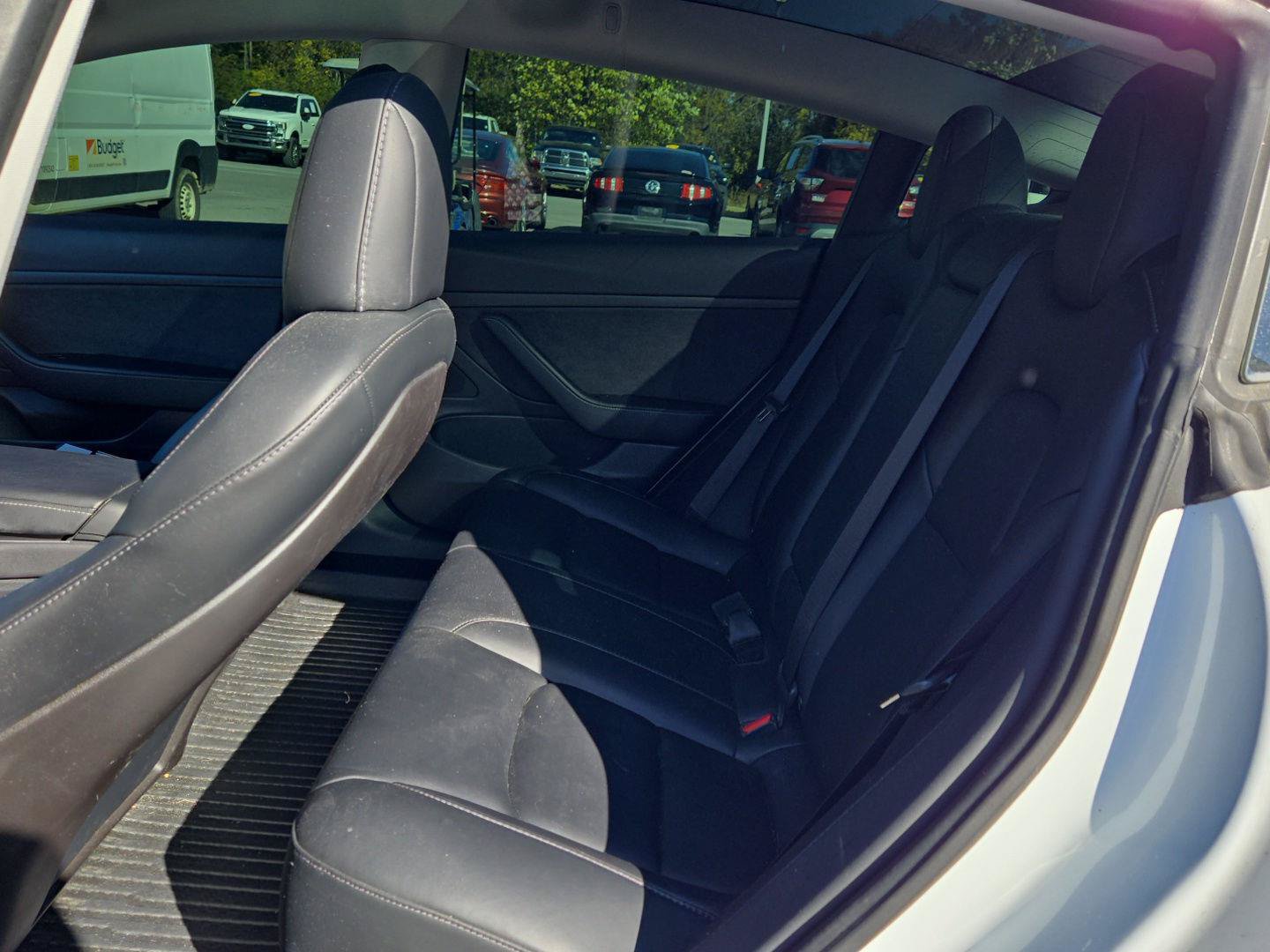 Used 2020 Tesla Model 3 Standard Range RWD image 14