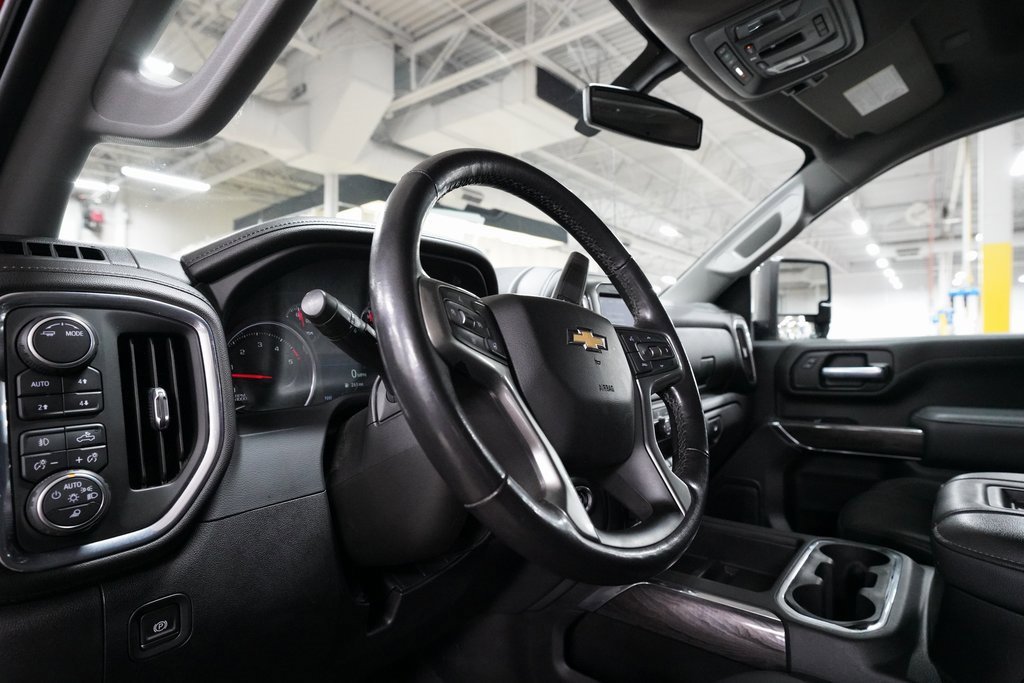 Used 2021 Chevrolet Silverado 2500 LTZ w/ LTZ Convenience Package image 8