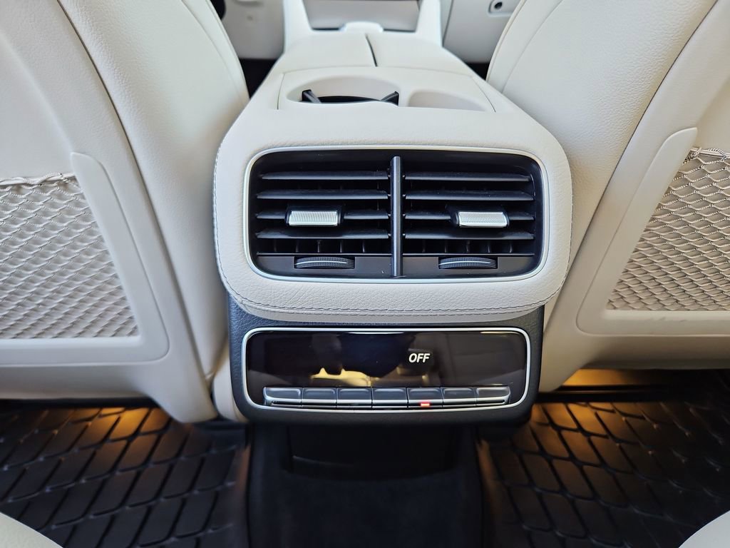 Used 2024 Mercedes-Benz GLS 450 4MATIC image 33