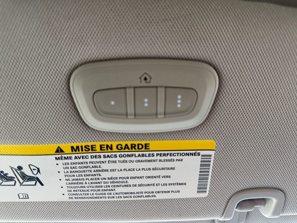 Certified 2019 Chrysler Pacifica Touring-L image 30