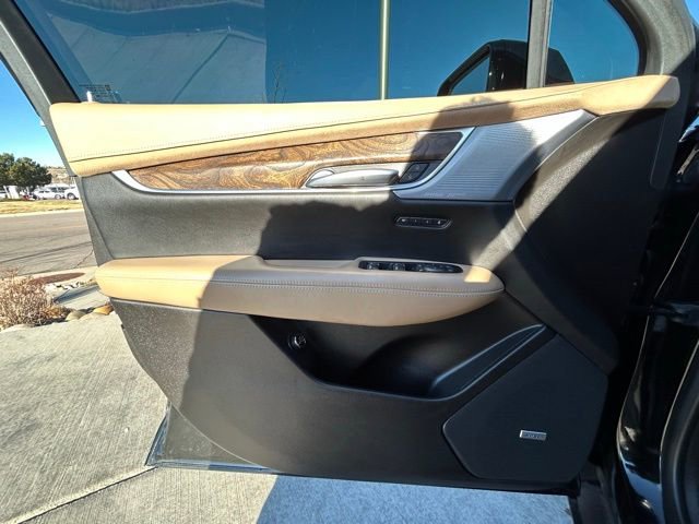 Used 2023 Cadillac XT5 Premium Luxury w/ Platinum Package image 21